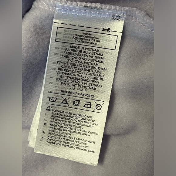 NWT Adidas Women’s Size XL Hoop York City F22 HYC Shooter Full Zip Shirt - Picture 5 of 6